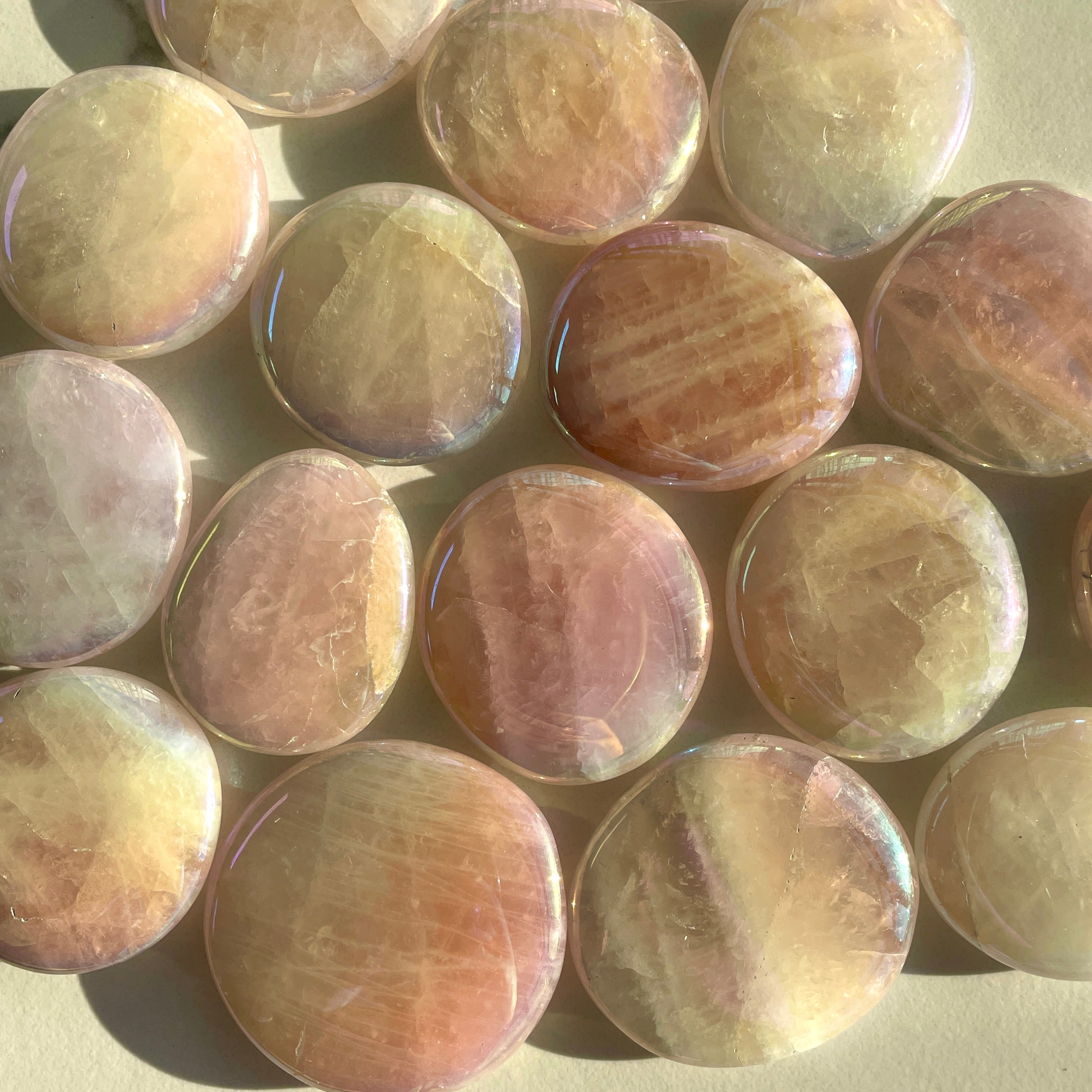 Pocket Palm Stone - Rose Quartz (colour enhanced) Pocket Palm Stone - Rose Quartz (colour enhanced)